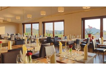 Čehija Hotel Mladé Buky, Eksterjers